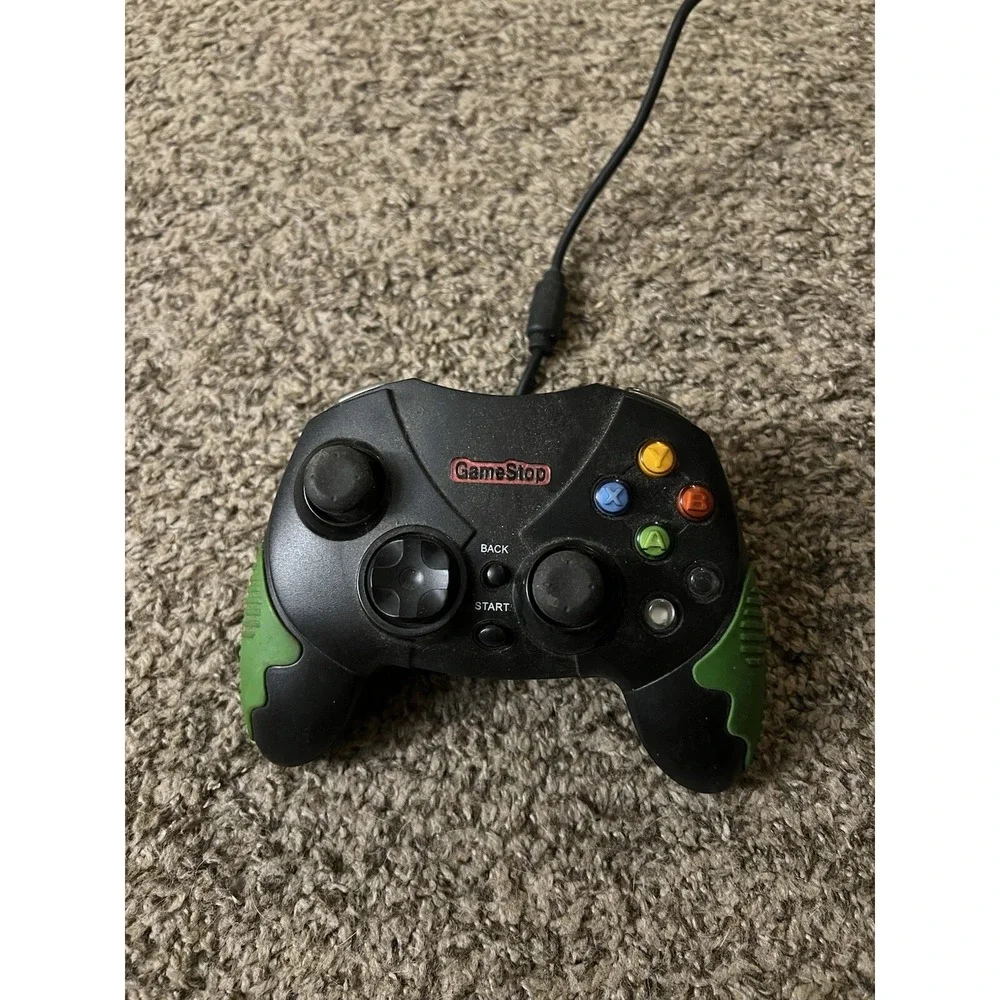 Original XBOX Gamestop Black Wired Game Pad Controller Parts Repair Only As Is!!